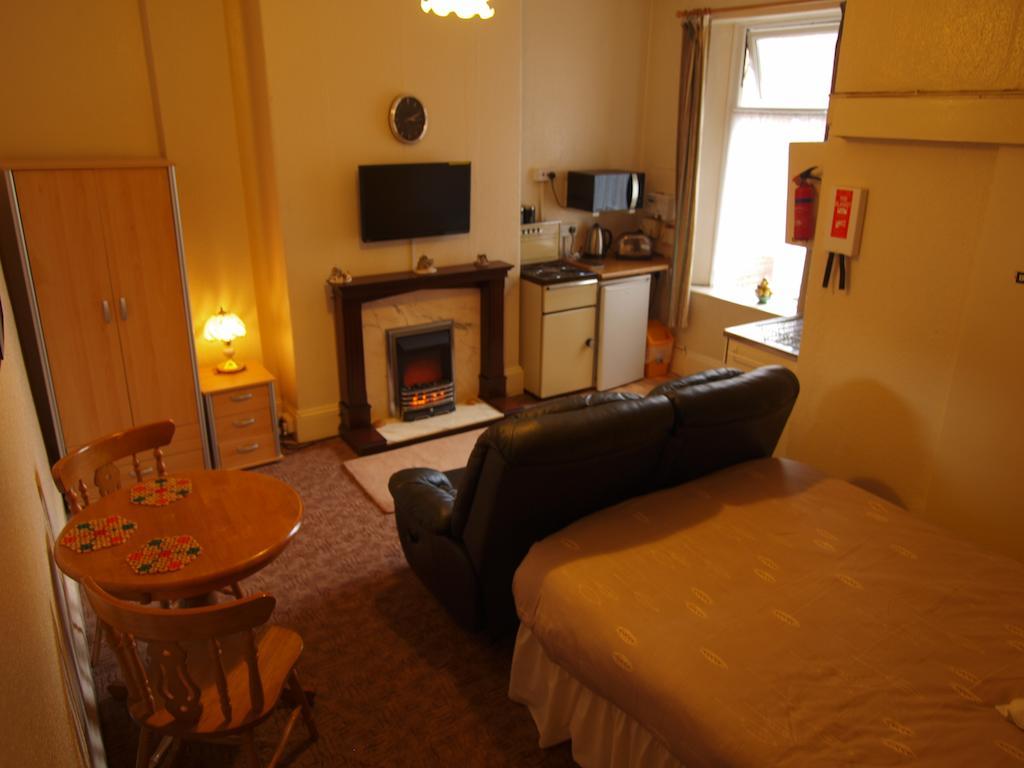 בלקפול Waverley House Apartments מראה חיצוני תמונה