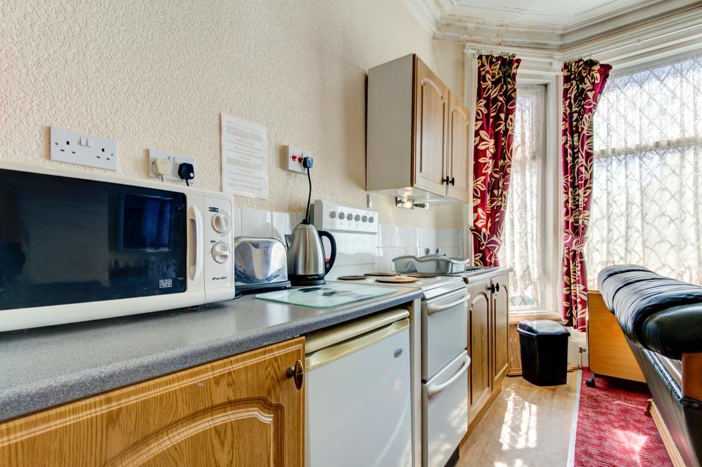 בלקפול Waverley House Apartments מראה חיצוני תמונה