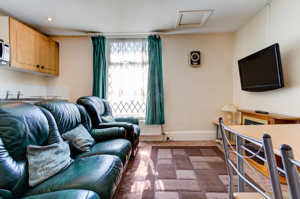 בלקפול Waverley House Apartments מראה חיצוני תמונה