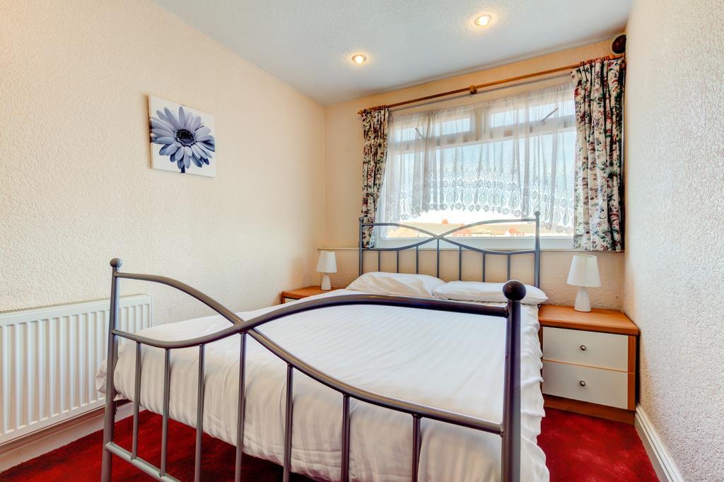 בלקפול Waverley House Apartments מראה חיצוני תמונה